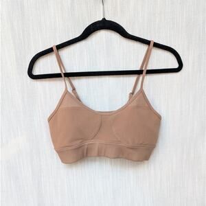 ALO Yoga Tan Sports Bra